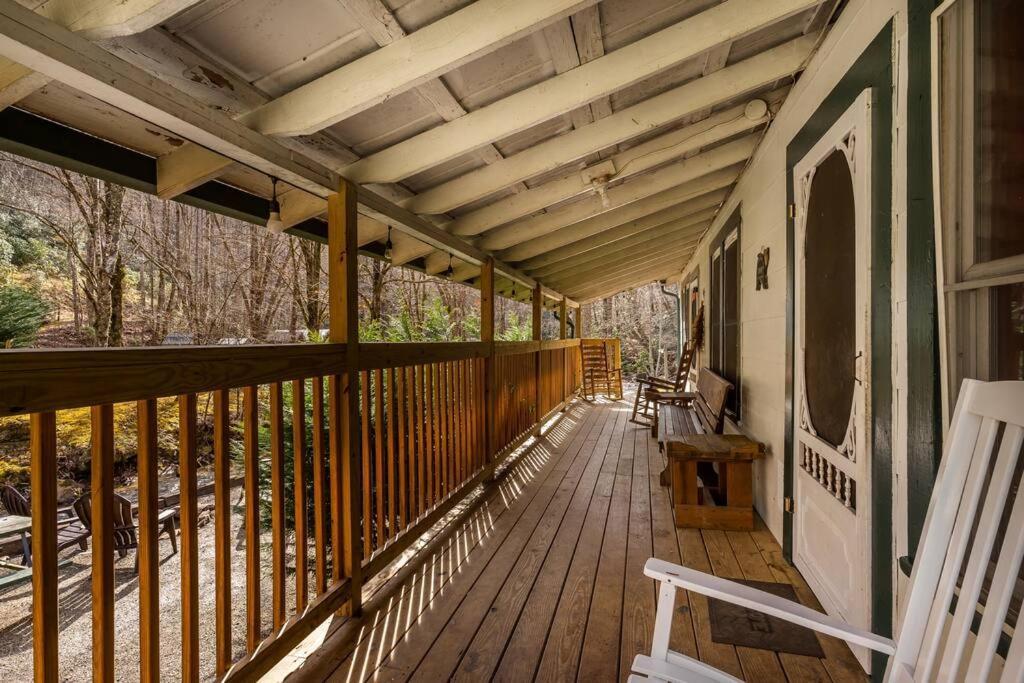 Вилла Creekside 1920'S Farmhouse Брайсон-Сити Экстерьер фото
