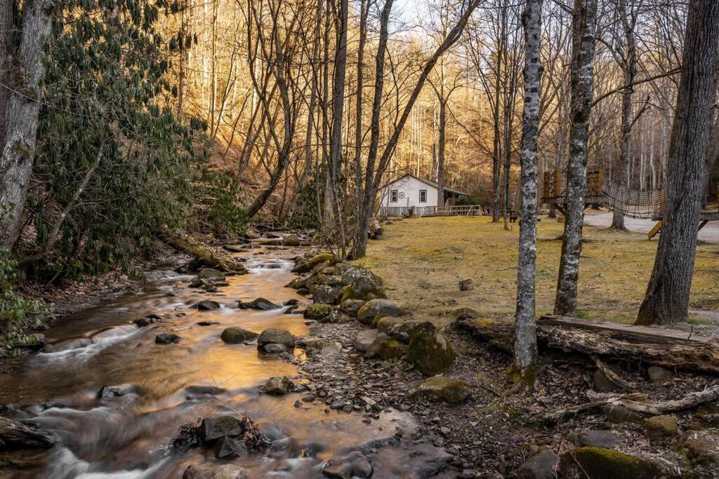 Вилла Creekside 1920'S Farmhouse Брайсон-Сити Экстерьер фото